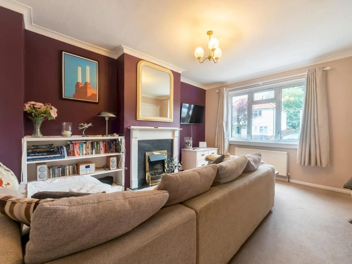 Vakantiehuis Pass The Keys Comfortable 2Bedroom Home With Free Parking Twickenham