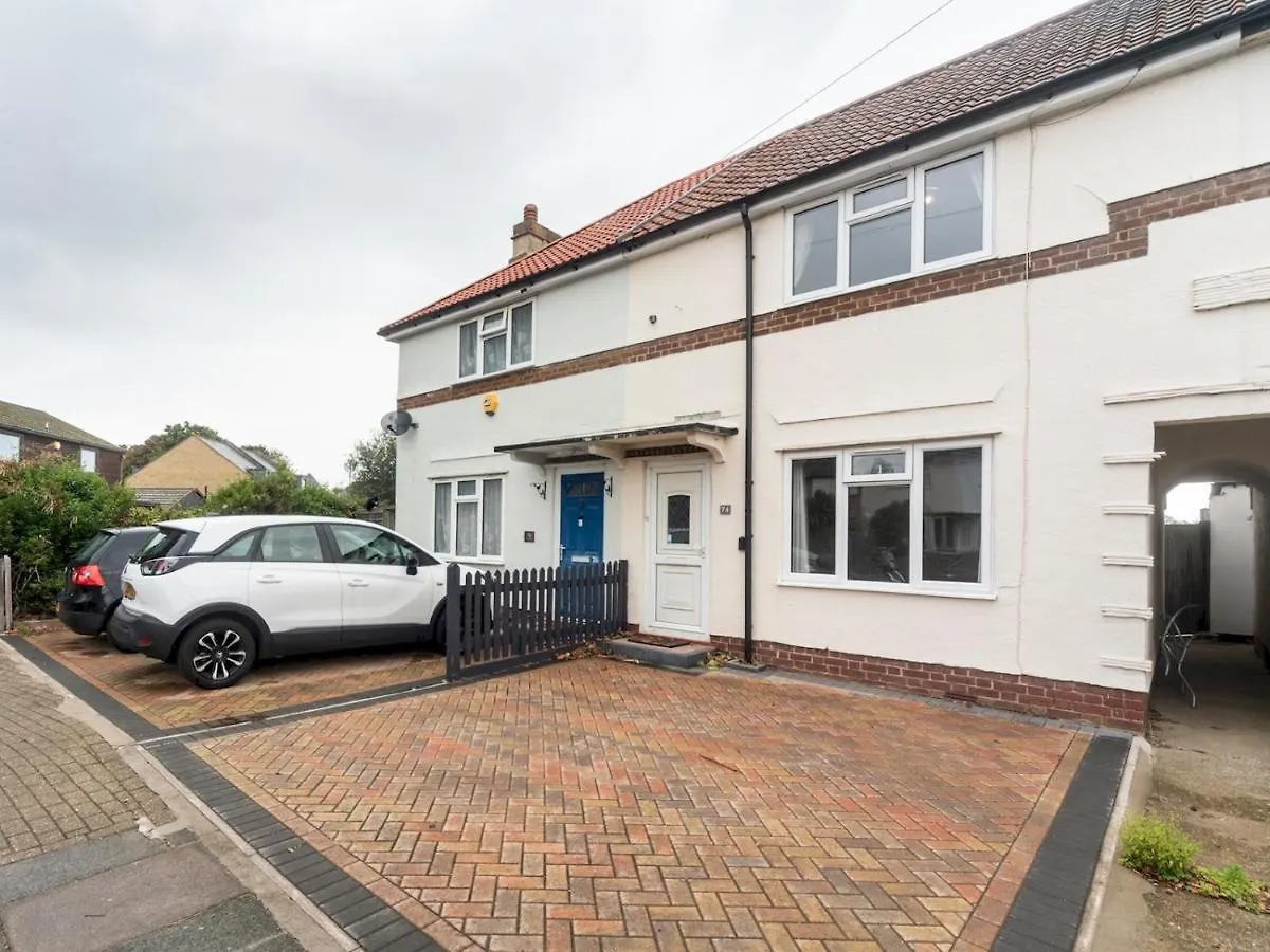 Pass The Keys Comfortable 2Bedroom Home With Free Parking Twickenham